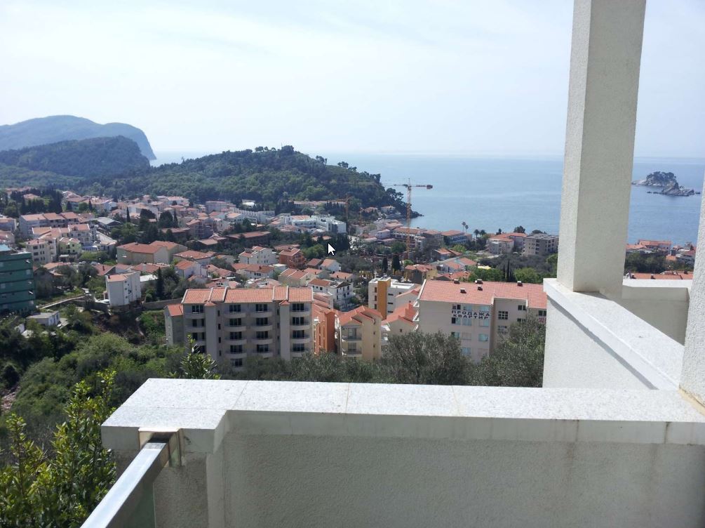 Two bedroom luxury apartment in Petrovac with sea view 7